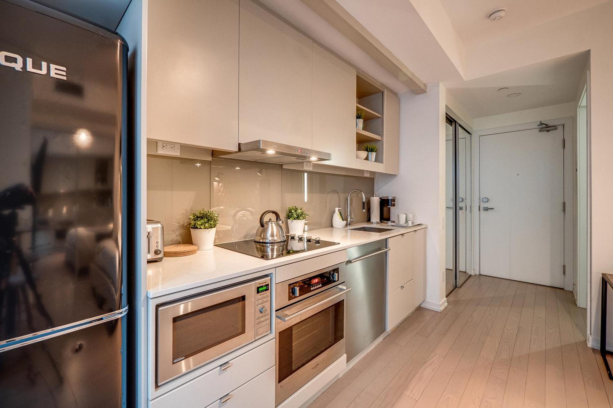 Modern Suite On Peter St - City View Toronto Eksteriør bilde